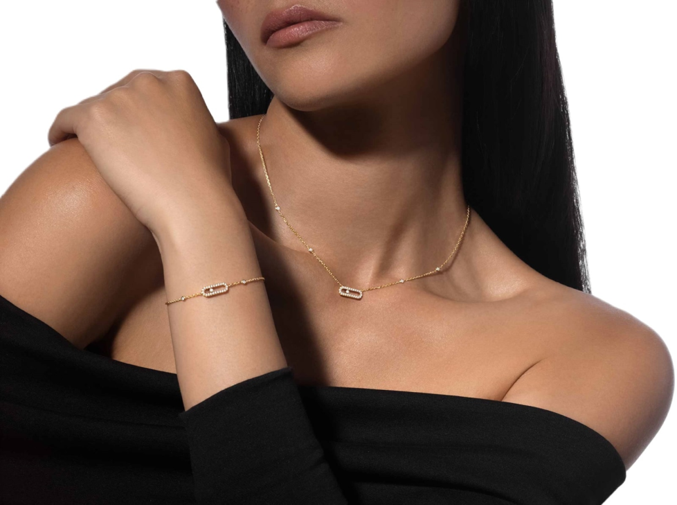 Make Her Holiday More Memorable with a Gift to Remember