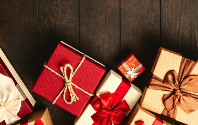 The Perfect Christmas Wishlist for You: Luxury Watches to Tell Her About